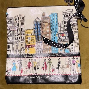 Brighton Pouch